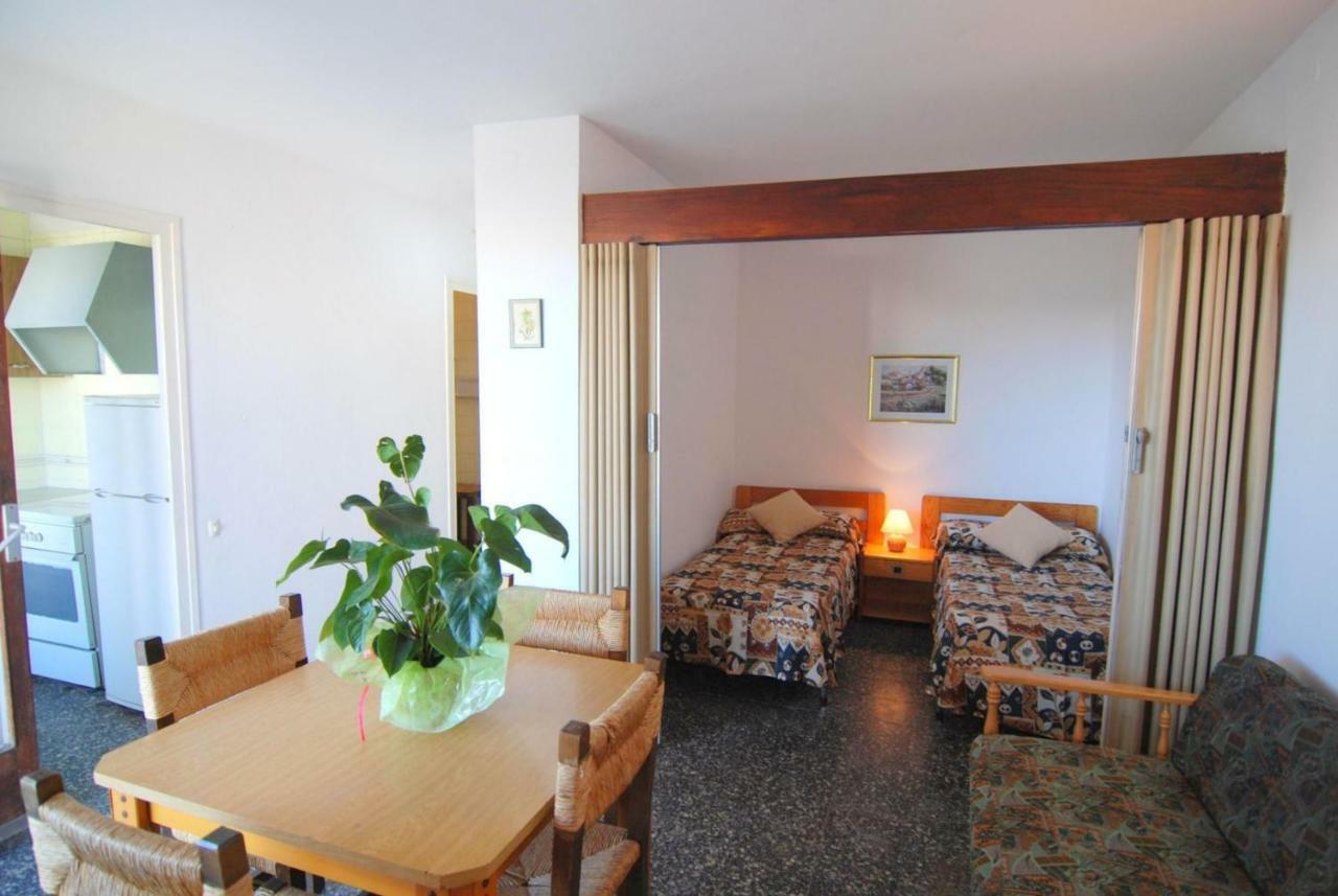 Aries Basic Apartment Salou Exterior photo
